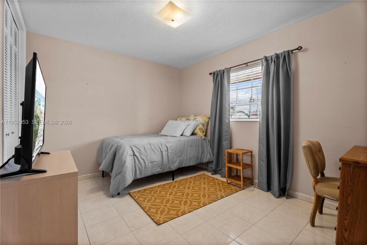 2232 SW 98th Pl, Miami, FL 33165 Photo