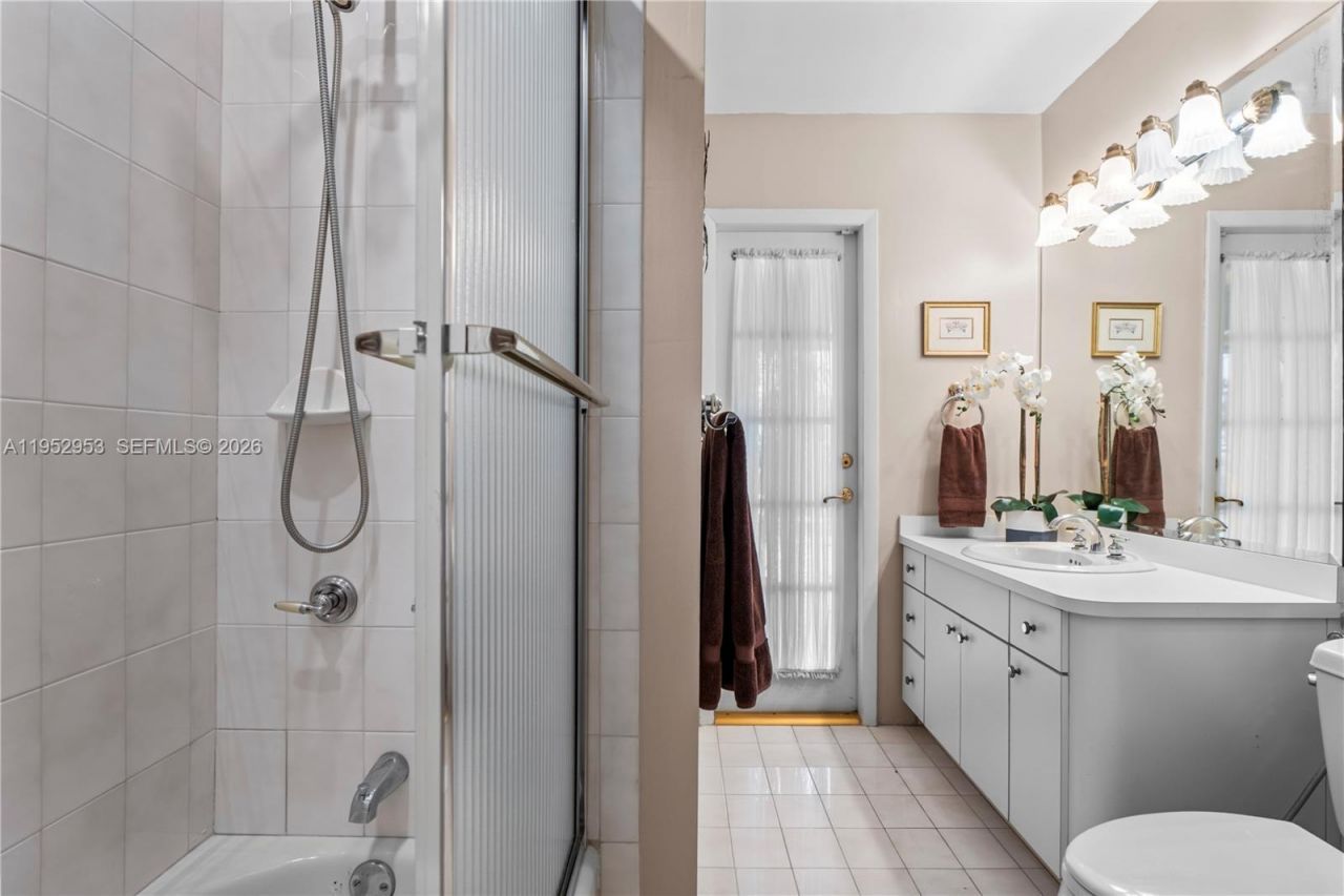 2232 SW 98th Pl, Miami, FL 33165 Photo