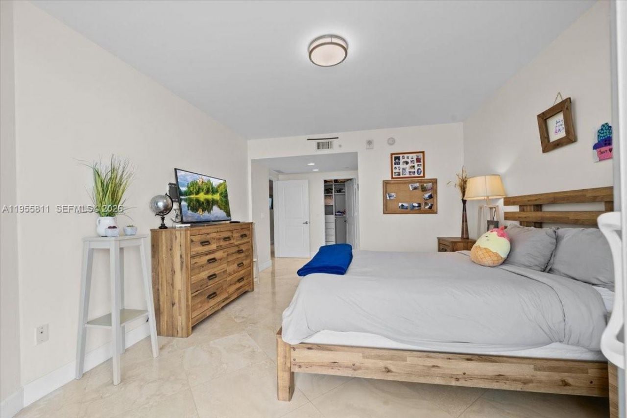 3101 S Ocean Dr, Unit 3003, Hollywood, FL 33019 Photo