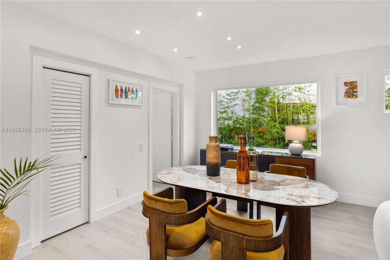 3616 SW 26th St , Miami, FL 33133 Photo