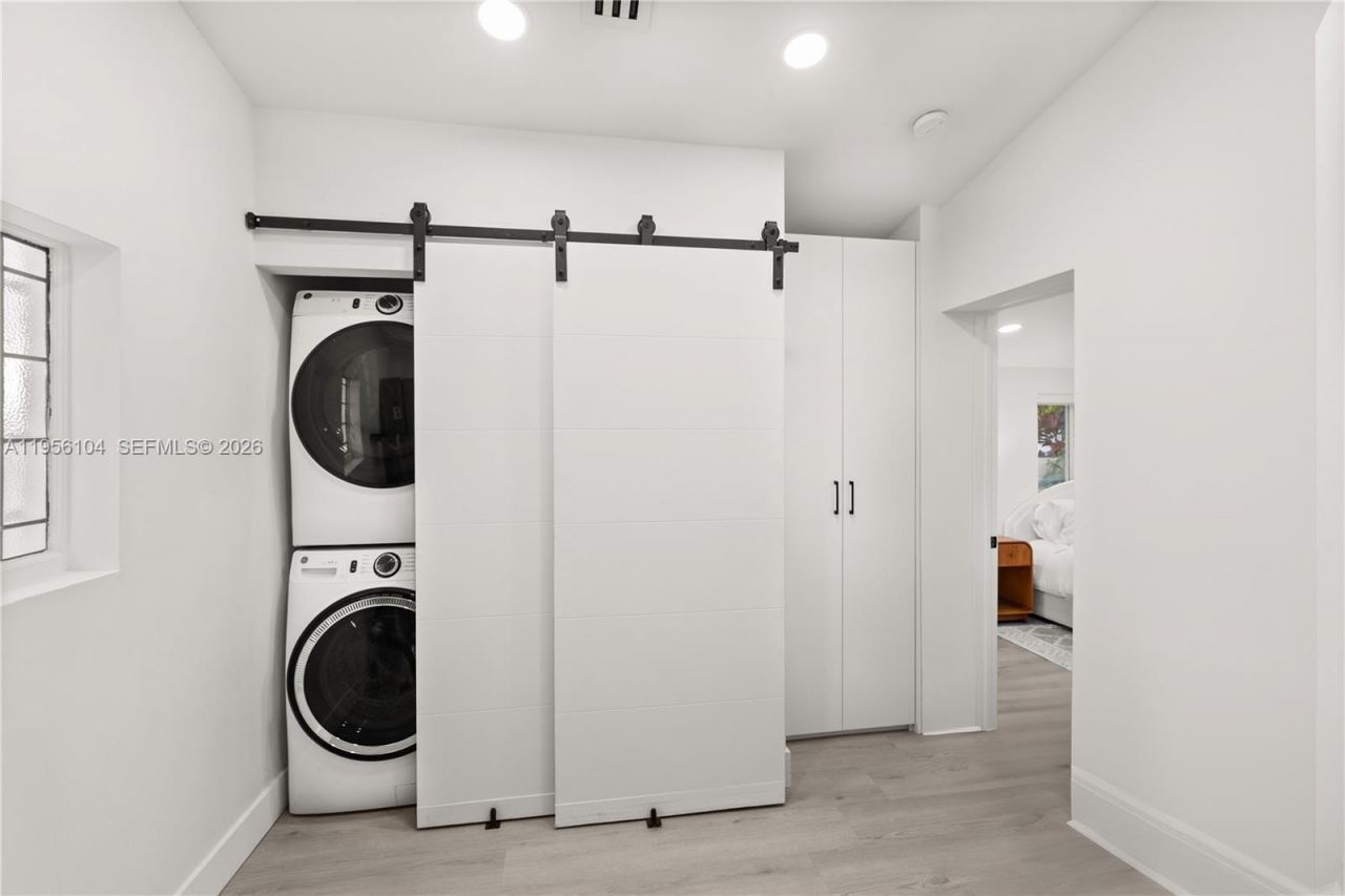 3616 SW 26th St , Miami, FL 33133 Photo