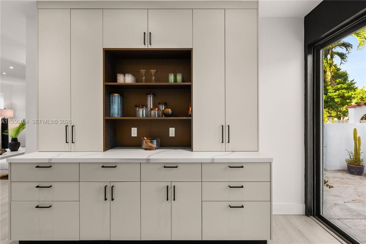 3616 SW 26th St , Miami, FL 33133 Photo