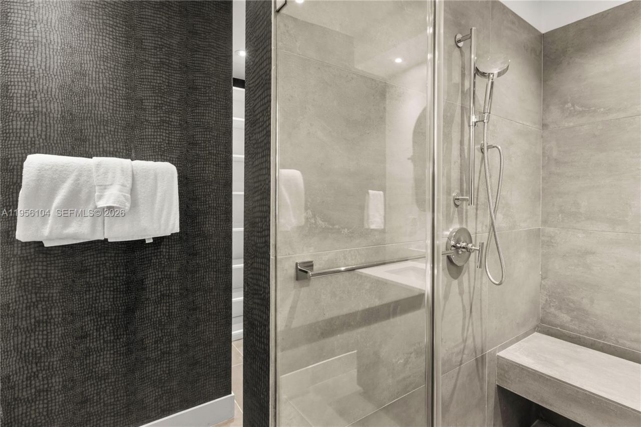 3616 SW 26th St , Miami, FL 33133 Photo