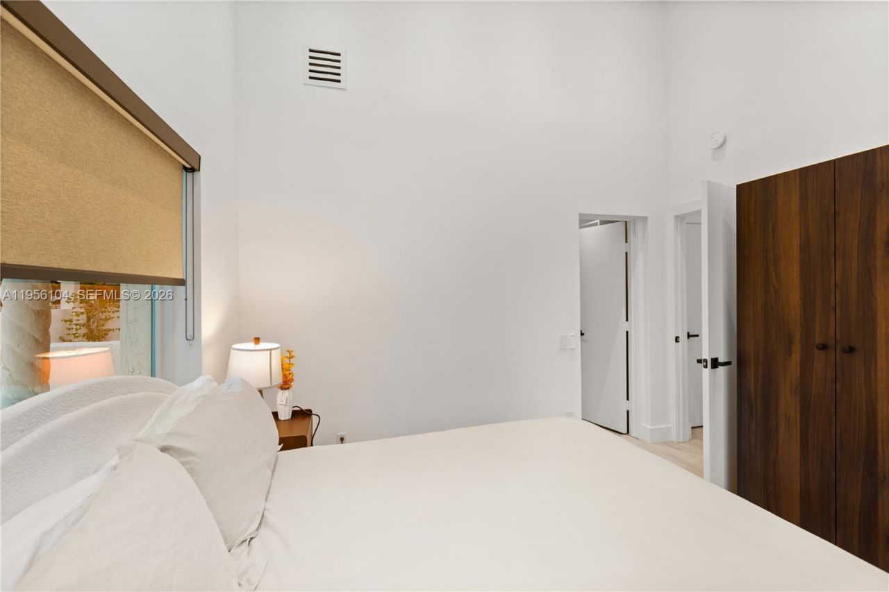 3616 SW 26th St , Miami, FL 33133 Photo