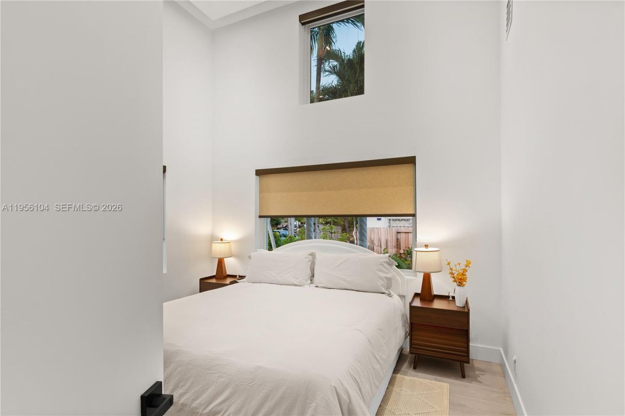 3616 SW 26th St , Miami, FL 33133 Photo