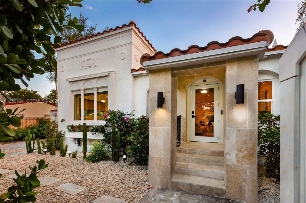 3616 SW 26th St , Miami, FL 33133 Photo