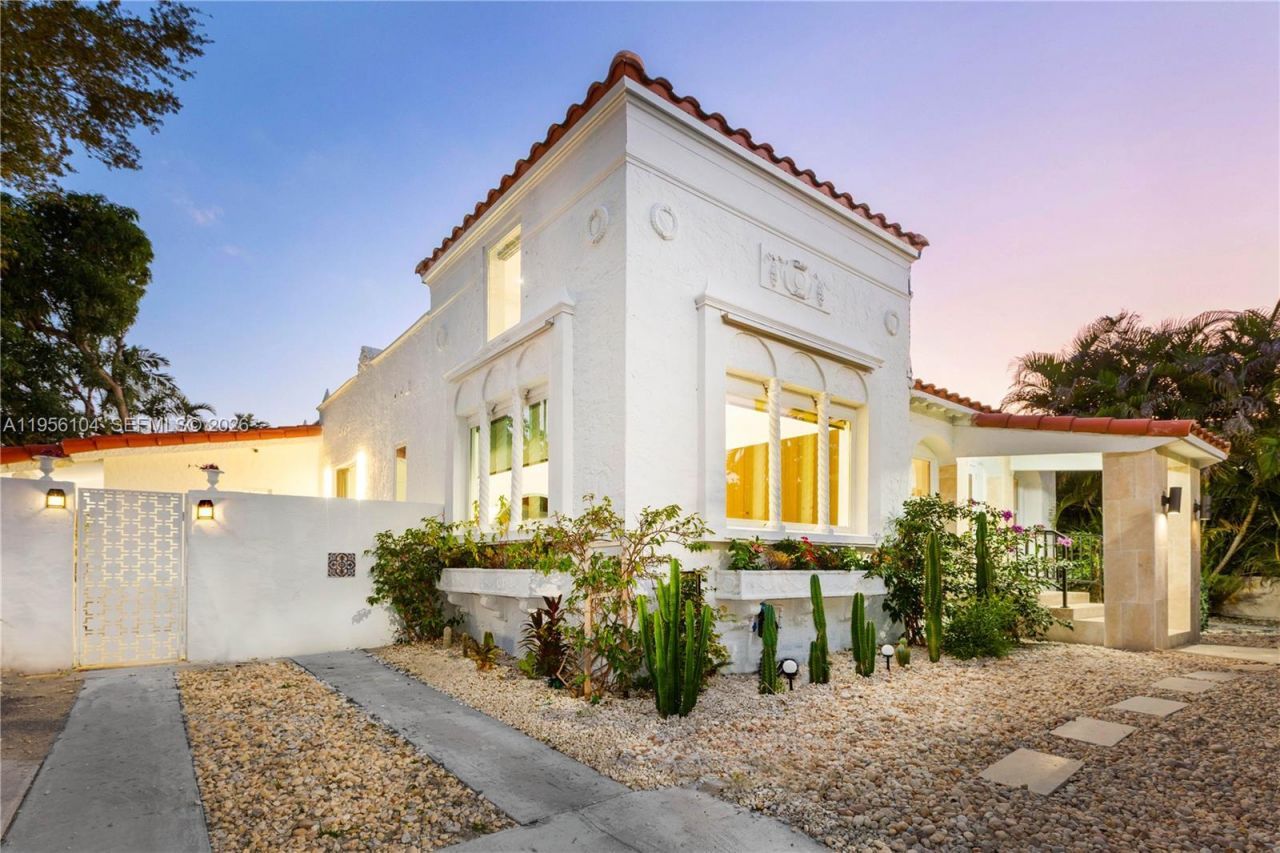 3616 SW 26th St , Miami, FL 33133 Photo