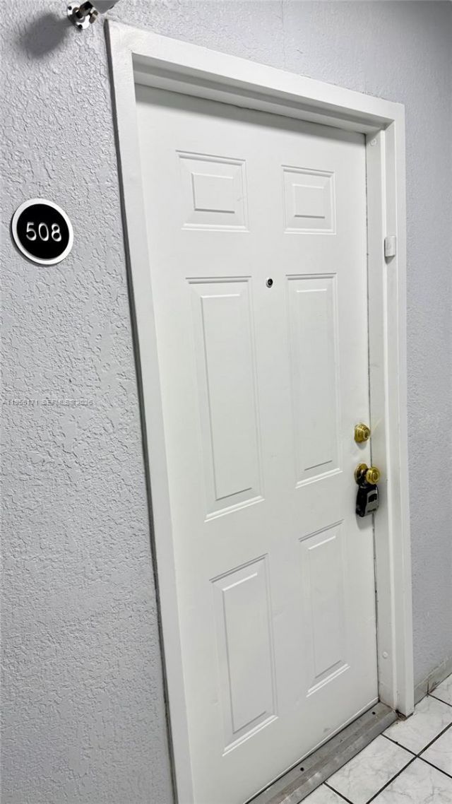 4854 NW 7th St, Unit 508, Miami, FL 33126 Photo
