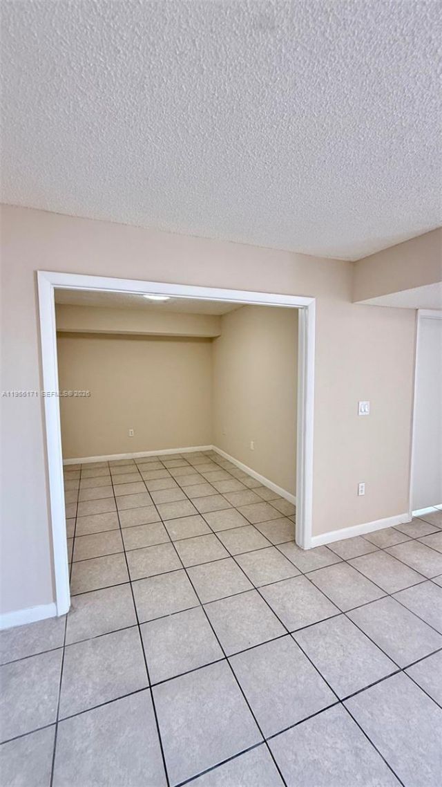 4854 NW 7th St, Unit 508, Miami, FL 33126 Photo