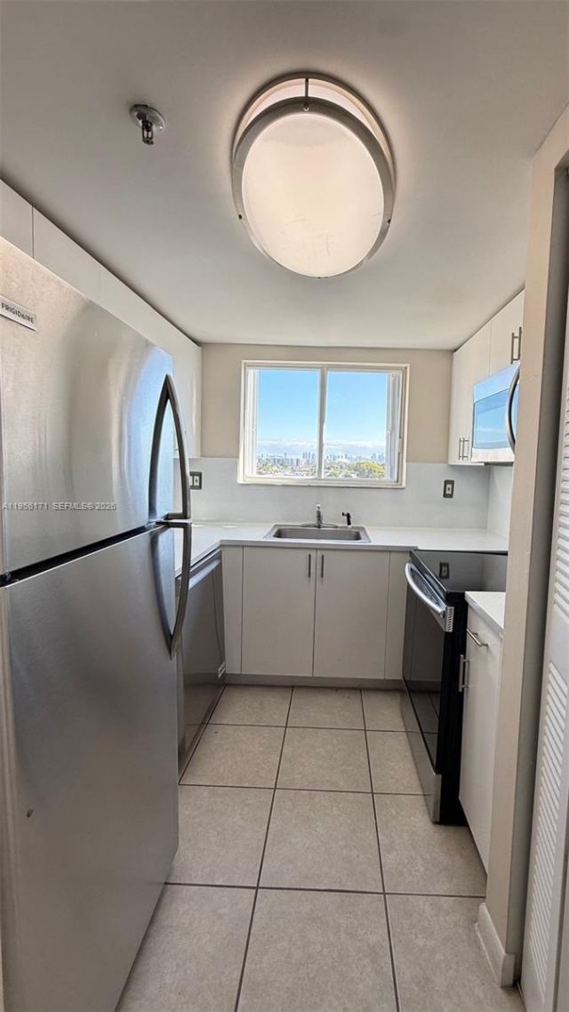 4854 NW 7th St, Unit 508, Miami, FL 33126 Photo
