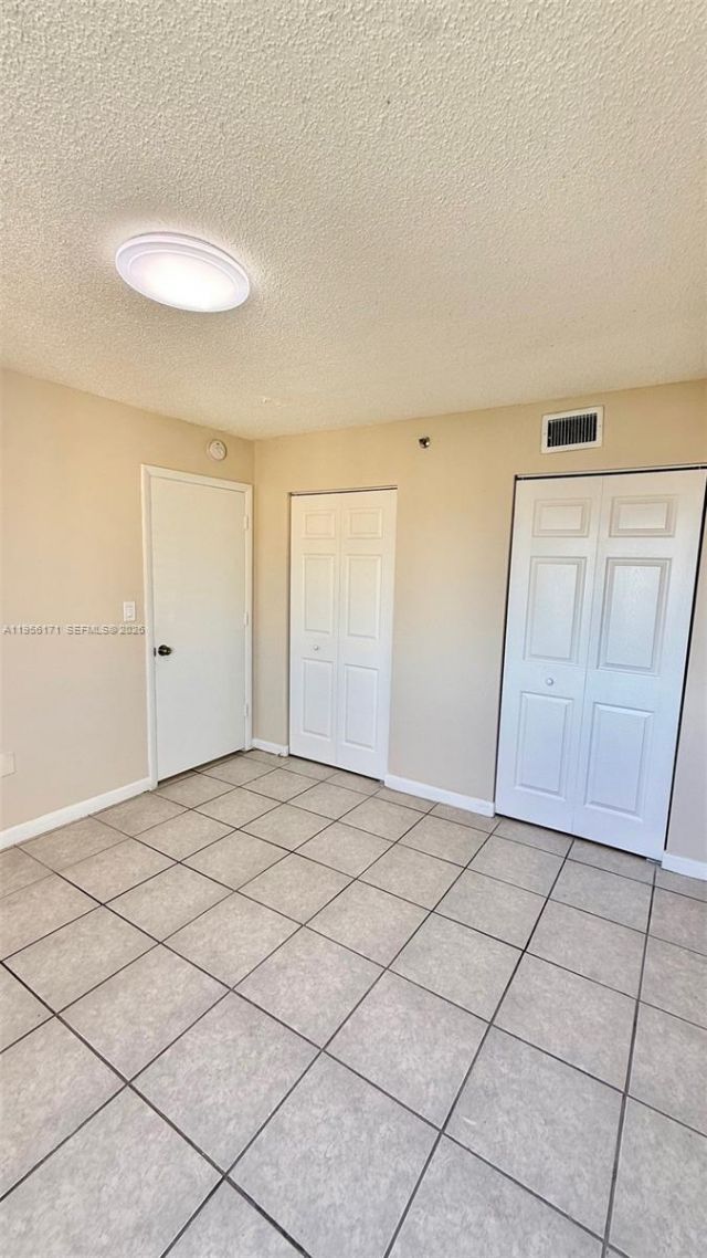 4854 NW 7th St, Unit 508, Miami, FL 33126 Photo