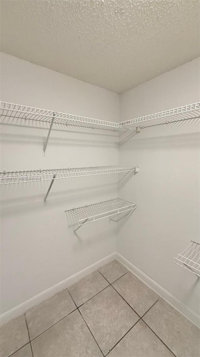 4854 NW 7th St, Unit 508, Miami, FL 33126 Photo