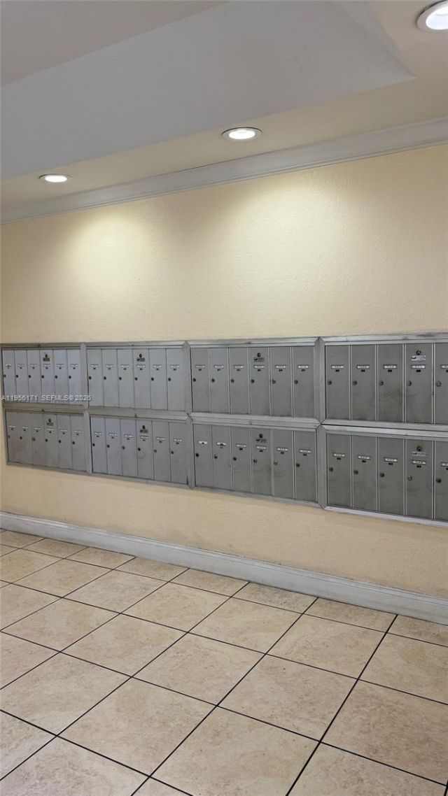 4854 NW 7th St, Unit 508, Miami, FL 33126 Photo