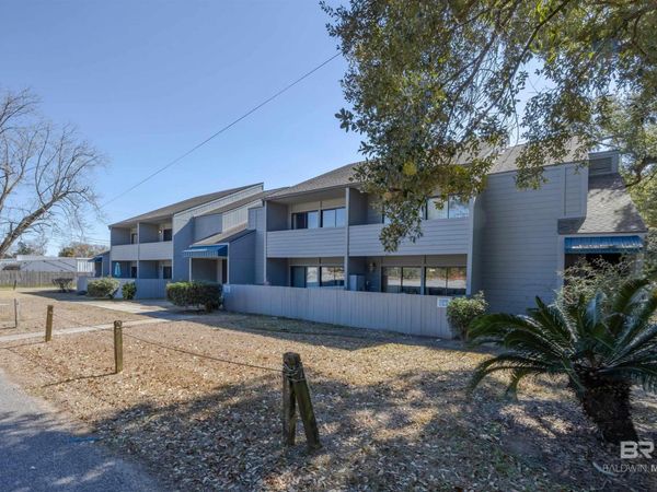 132 W Satsuma Avenue, Unit 132, Foley, AL 36535