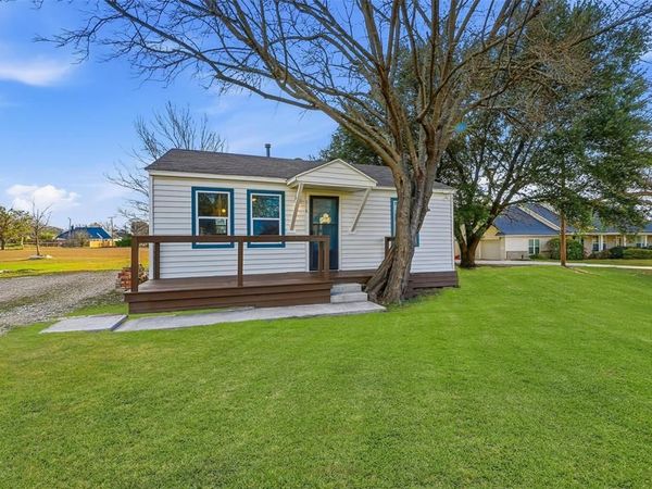 318 Methodist Street, Red Oak, TX 75154