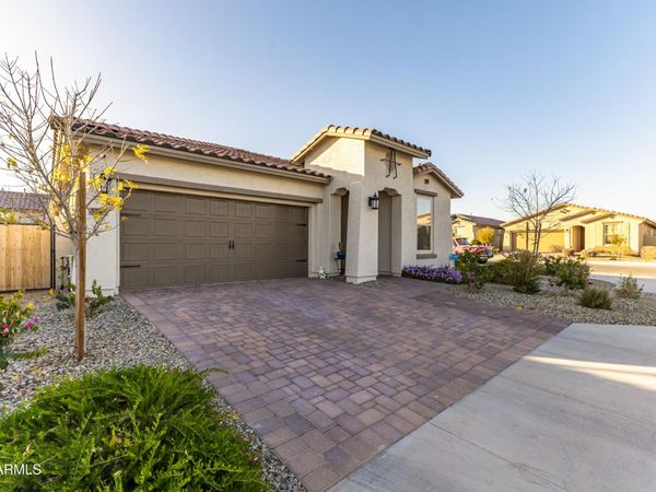 5748 N 194TH Avenue, Litchfield Park, AZ 85340