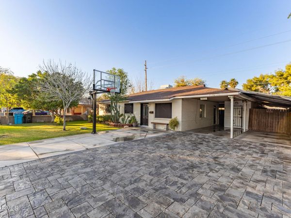 2810 W SAN MIGUEL Avenue, Phoenix, AZ 85017