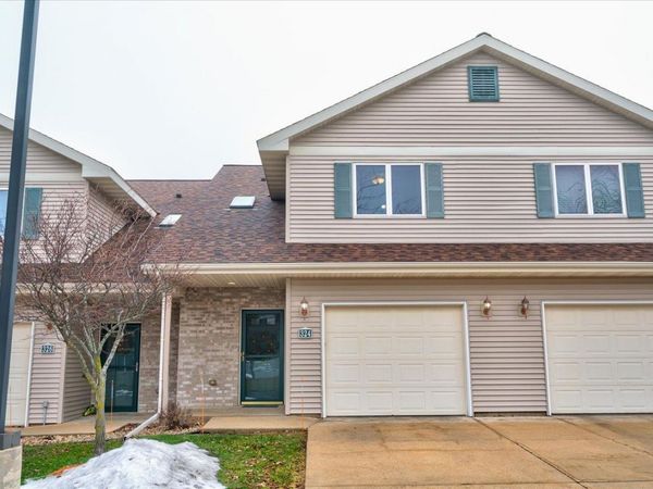 324 Alpine Meadow Circle, Unit 324, Oregon, WI 53575