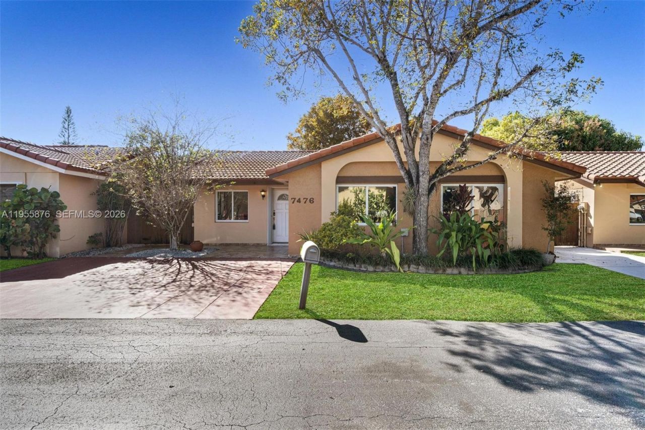 7476 SW 112th Pl, Miami, FL 33173 Photo