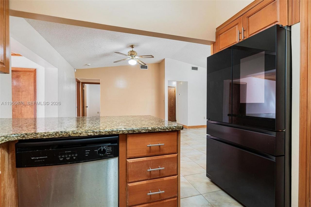 7476 SW 112th Pl, Miami, FL 33173 Photo