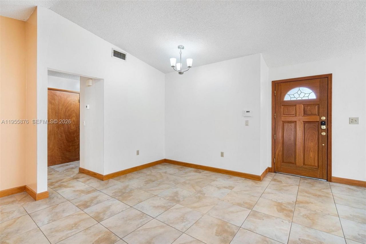 7476 SW 112th Pl, Miami, FL 33173 Photo