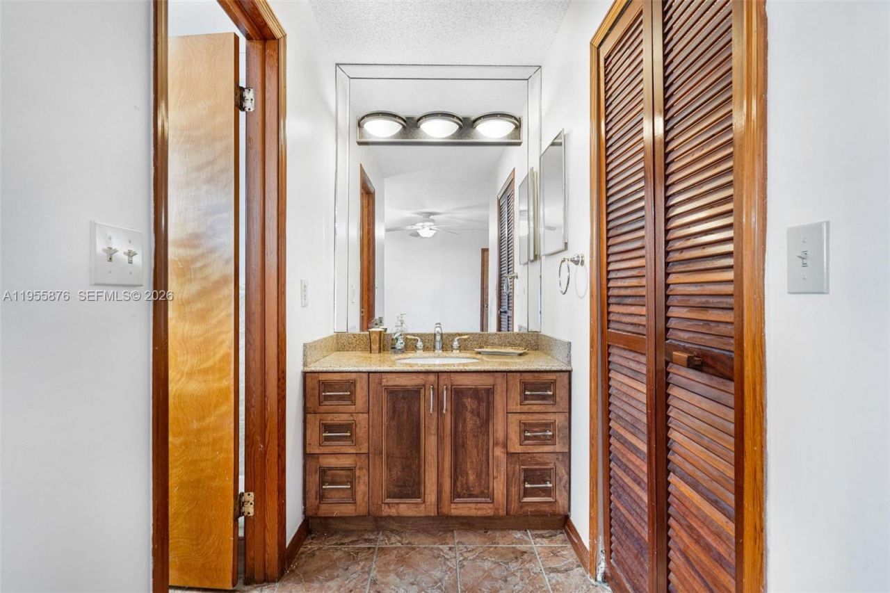 7476 SW 112th Pl, Miami, FL 33173 Photo