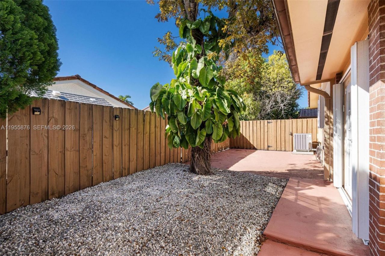 7476 SW 112th Pl, Miami, FL 33173 Photo