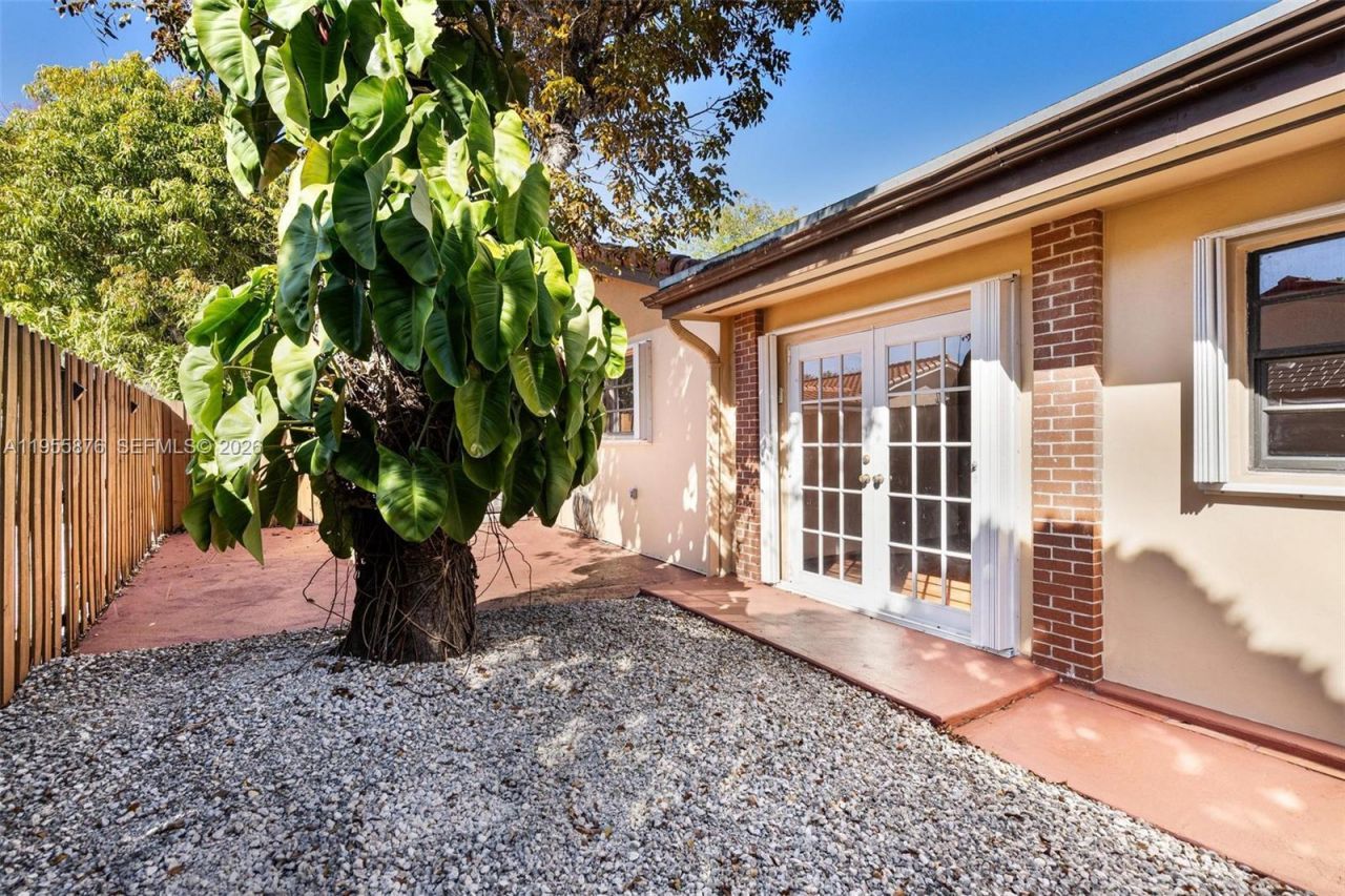 7476 SW 112th Pl, Miami, FL 33173 Photo