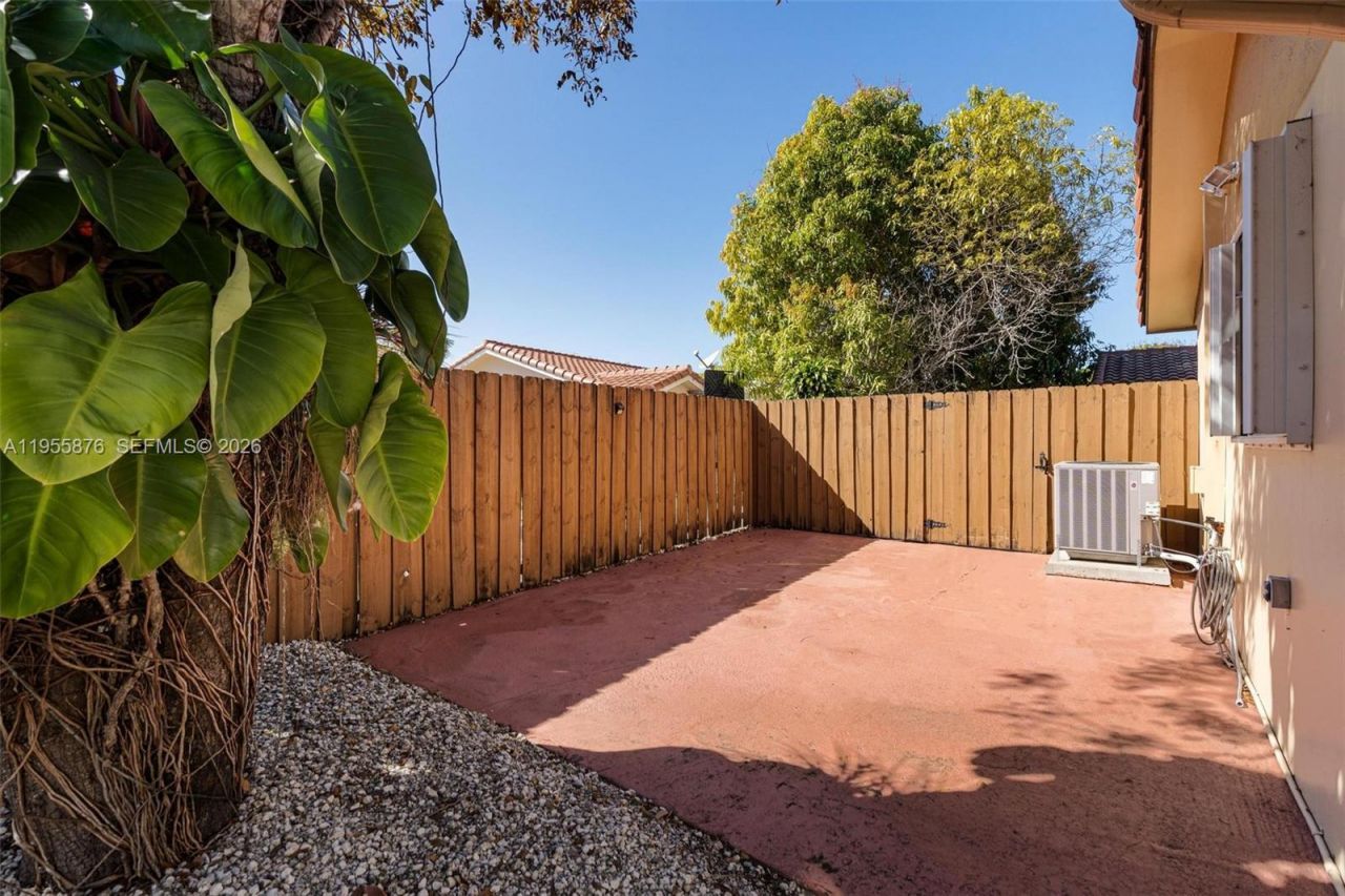 7476 SW 112th Pl, Miami, FL 33173 Photo