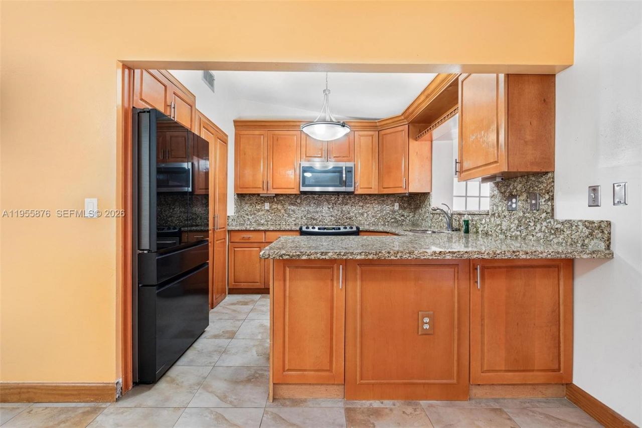 7476 SW 112th Pl, Miami, FL 33173 Photo