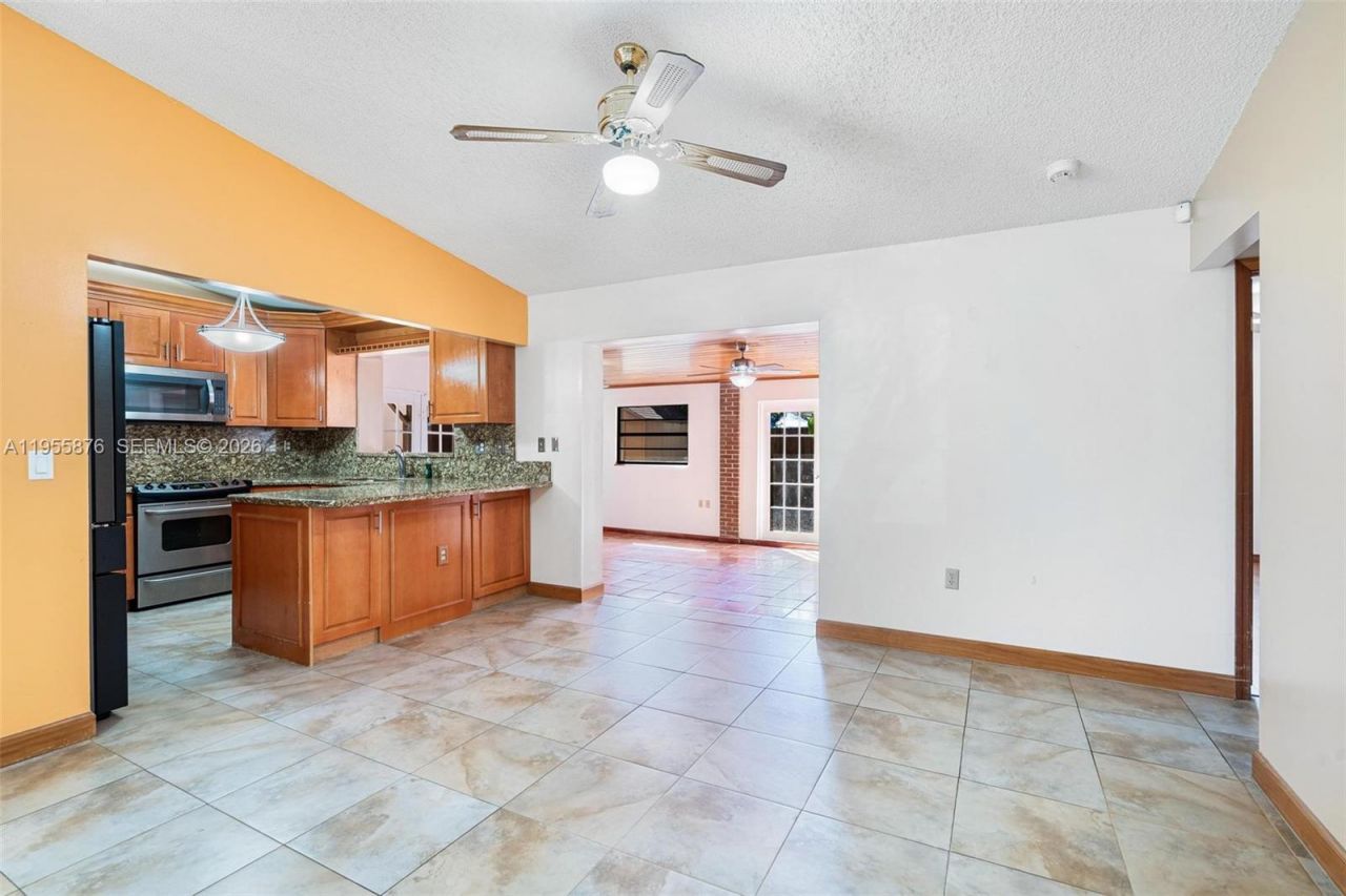 7476 SW 112th Pl, Miami, FL 33173 Photo