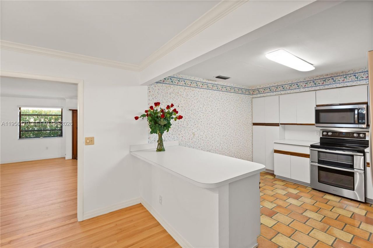 736 Alhambra Cir, Coral Gables, FL 33134 Photo