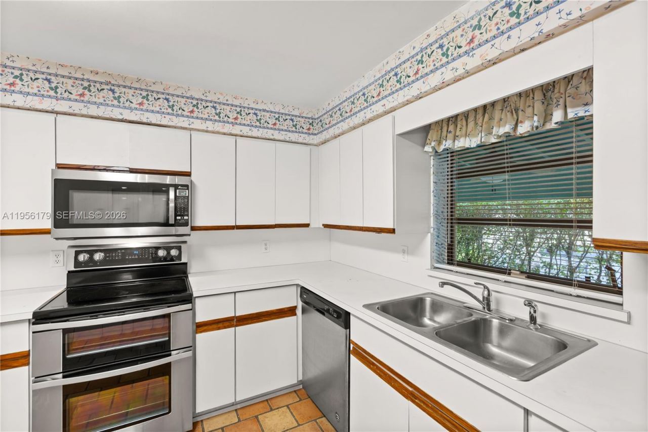 736 Alhambra Cir, Coral Gables, FL 33134 Photo