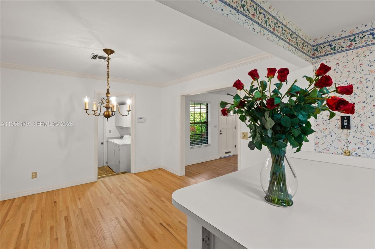 736 Alhambra Cir, Coral Gables, FL 33134 Photo