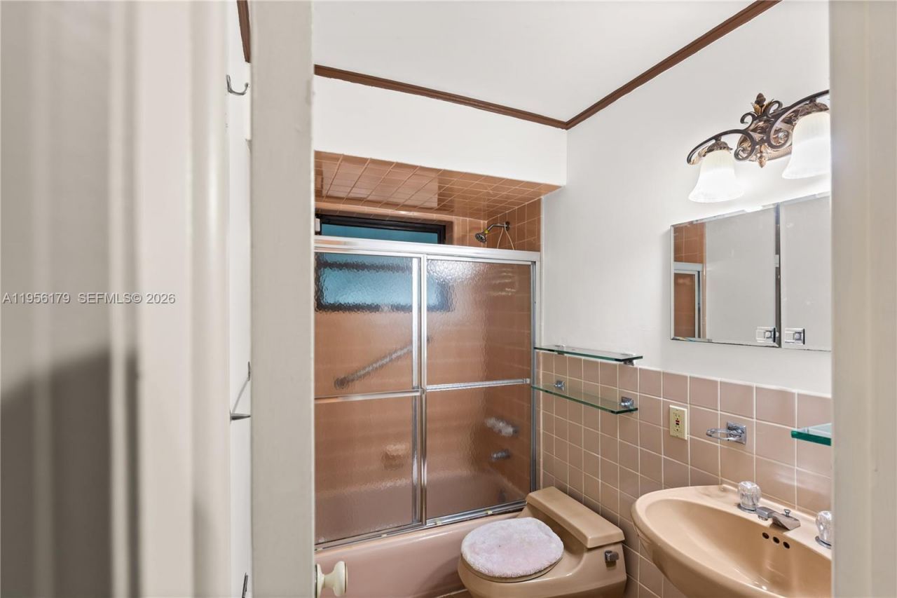 736 Alhambra Cir, Coral Gables, FL 33134 Photo