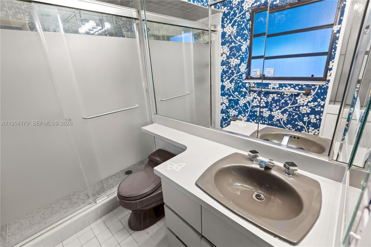 736 Alhambra Cir, Coral Gables, FL 33134 Photo