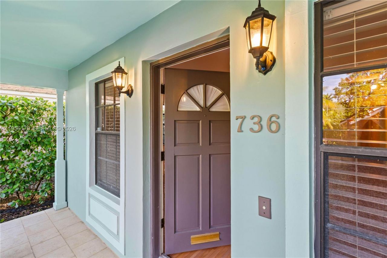 736 Alhambra Cir, Coral Gables, FL 33134 Photo