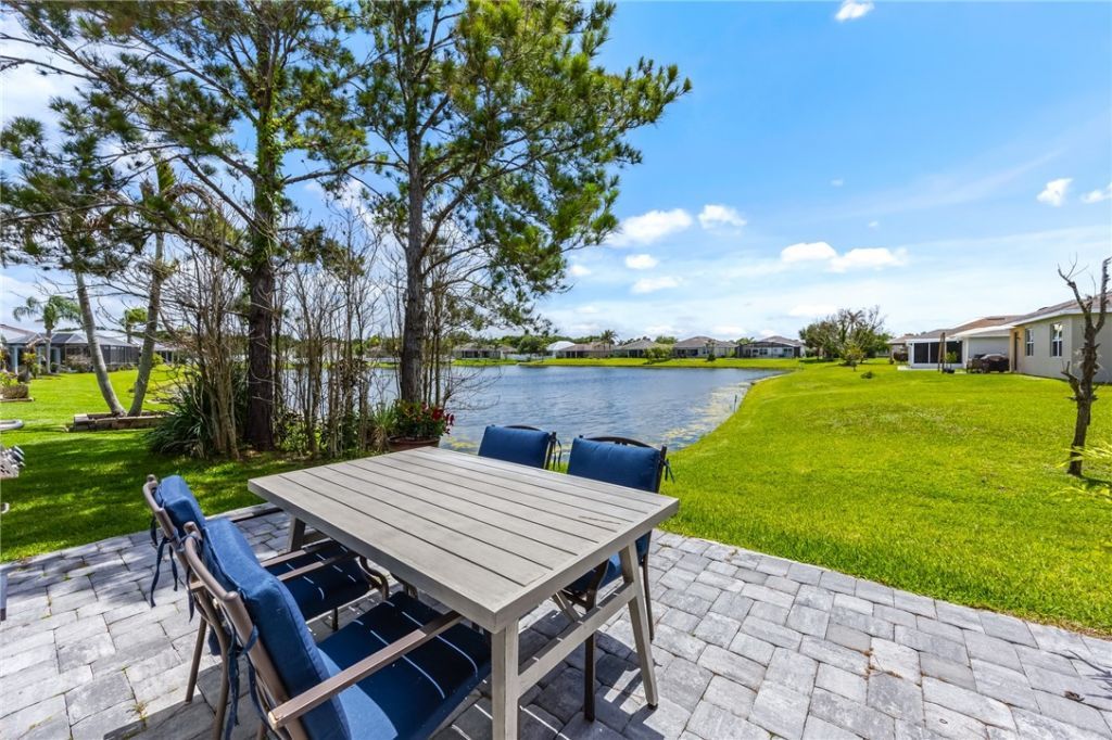 102 Salazar Lane, Sebastian, FL 32958 Photo