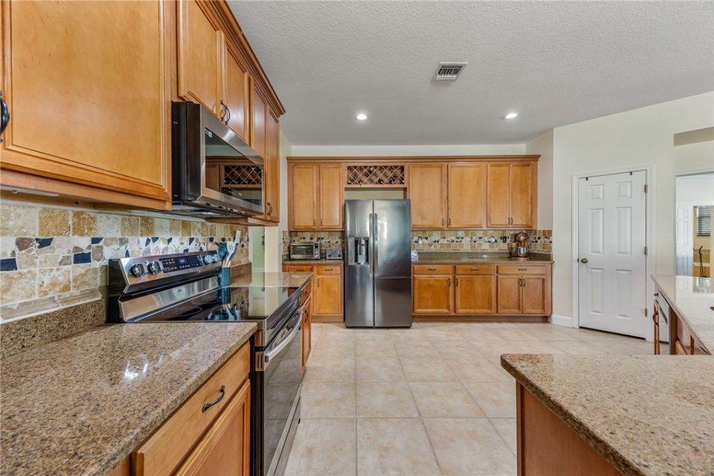 102 Salazar Lane, Sebastian, FL 32958 Photo