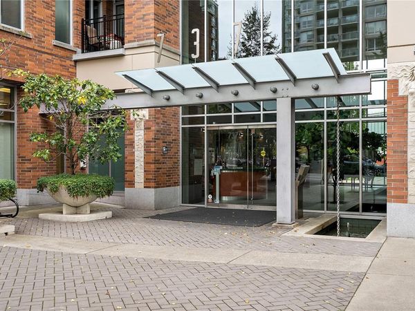 737 Humboldt St , Unit S204, Victoria, BC V8W 1B1