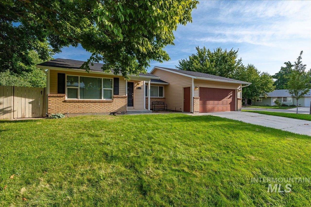 2128 E Gloucester St., Boise, ID 83706 Main Photo