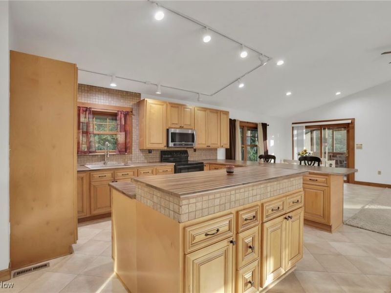 57764 Fairway Drive, Senecaville, OH 43780 Photo 25