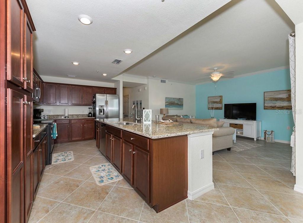 16904 Vardon Terrace, Unit 202, Lakewood Ranch, FL 34211 Photo