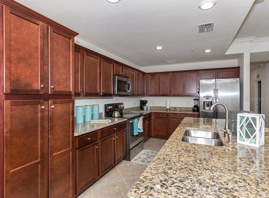 16904 Vardon Terrace, Unit 202, Lakewood Ranch, FL 34211 Photo