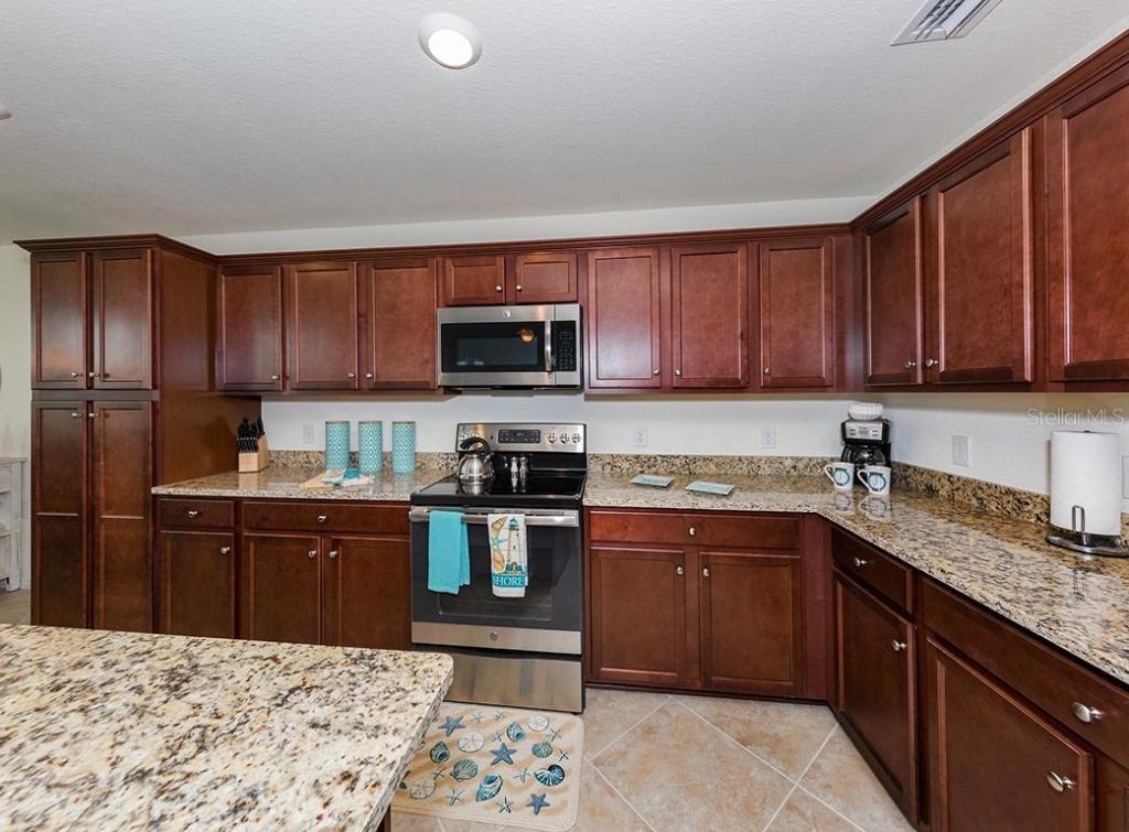 16904 Vardon Terrace, Unit 202, Lakewood Ranch, FL 34211 Photo