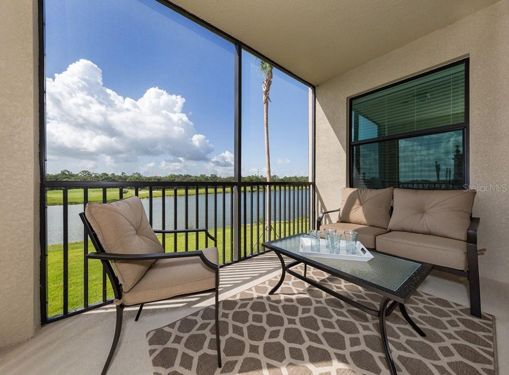 16904 Vardon Terrace, Unit 202, Lakewood Ranch, FL 34211 Photo