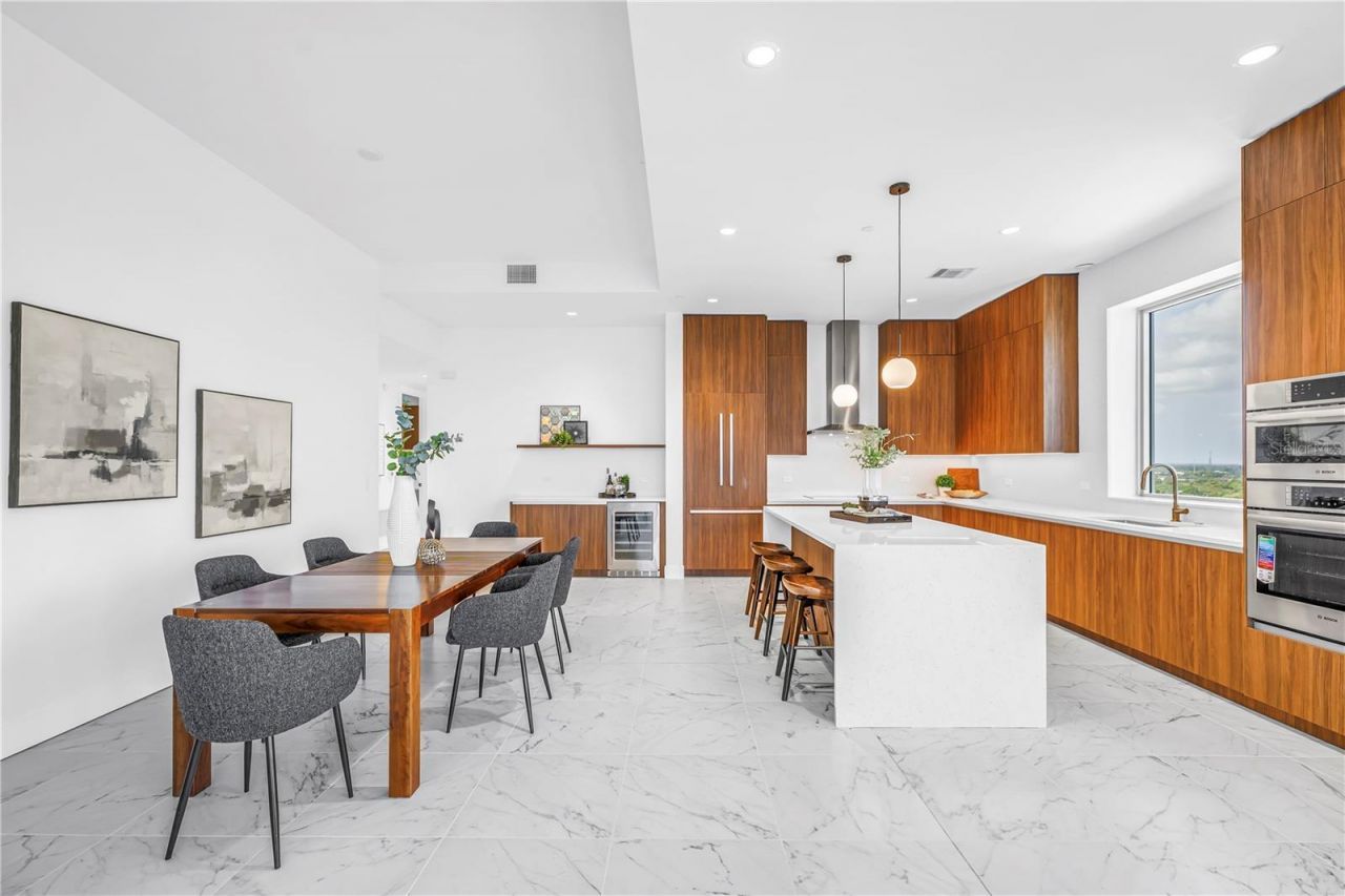 777 3rd Avenue N, Unit 1703, Saint Petersburg, FL 33701 Photo