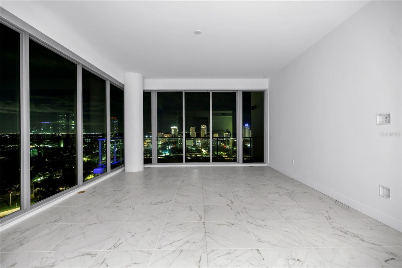 777 3rd Avenue N, Unit 1703, Saint Petersburg, FL 33701 Photo