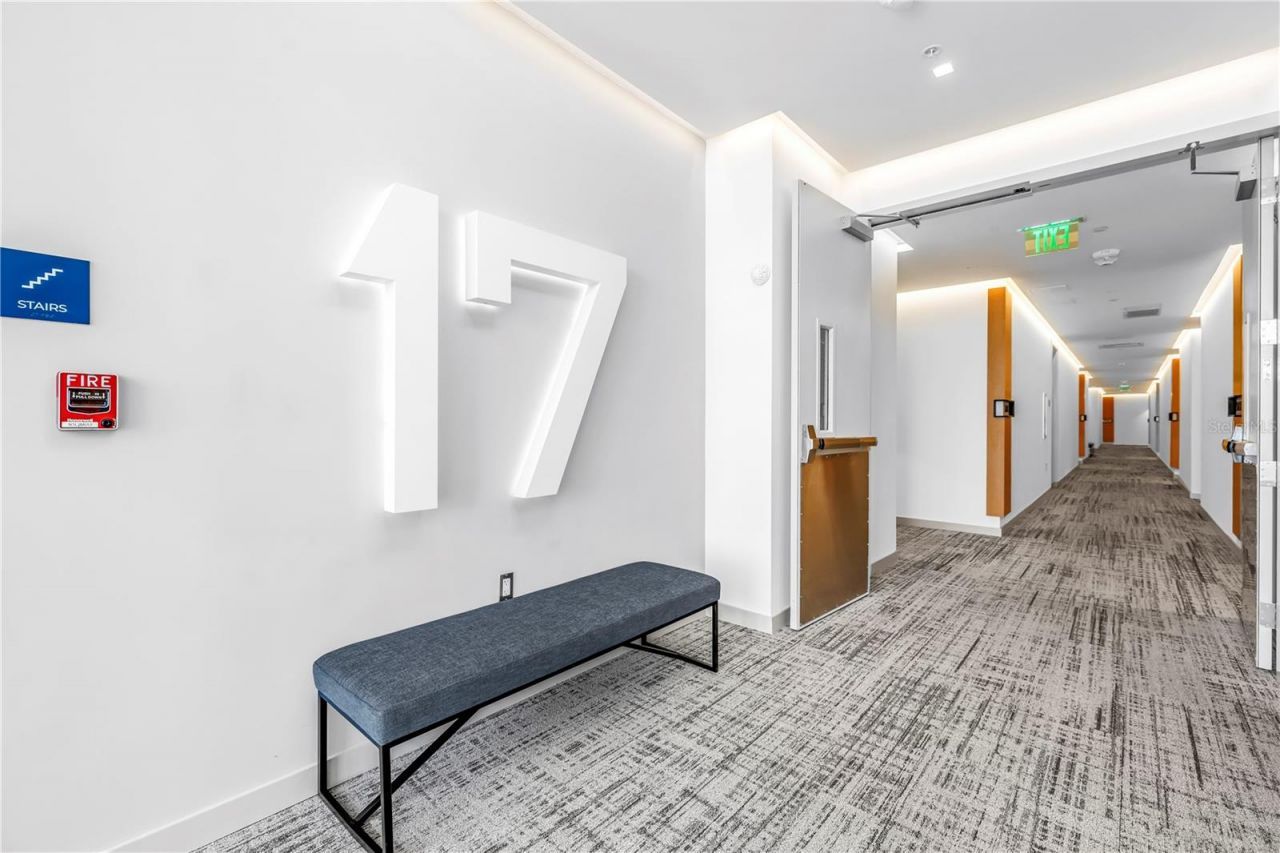 777 3rd Avenue N, Unit 1703, Saint Petersburg, FL 33701 Photo