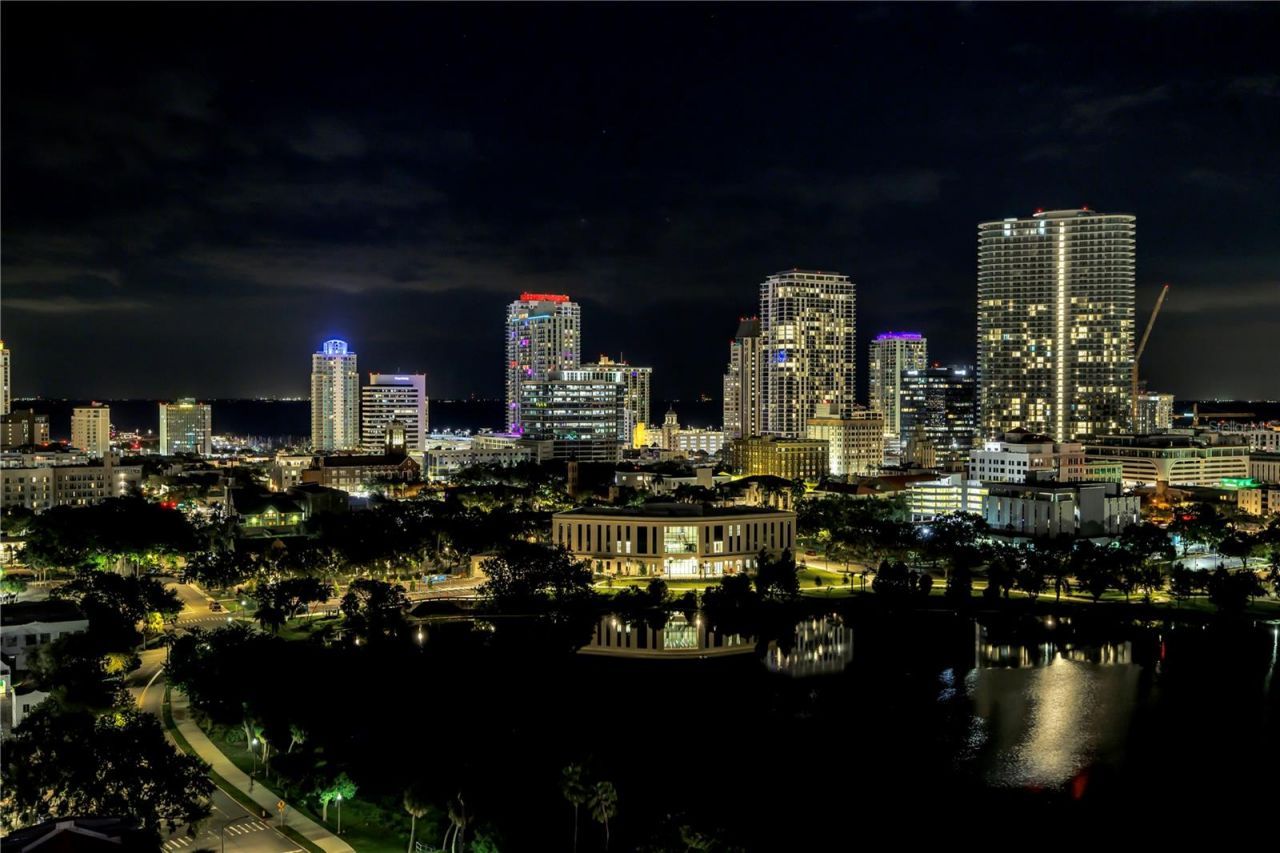 777 3rd Avenue N, Unit 1703, Saint Petersburg, FL 33701 Photo